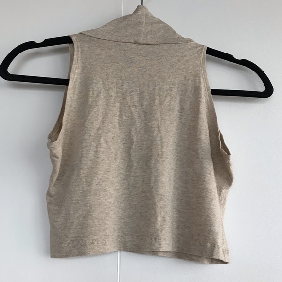 AMERICAN APPAREL | CROP TURTLENECK TANK - Picture 3 of 3